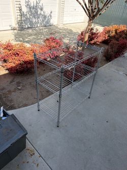 Medium size metal shelf Medium size metal shelf