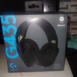 Logitech G435 Wireless Gaming Headset 