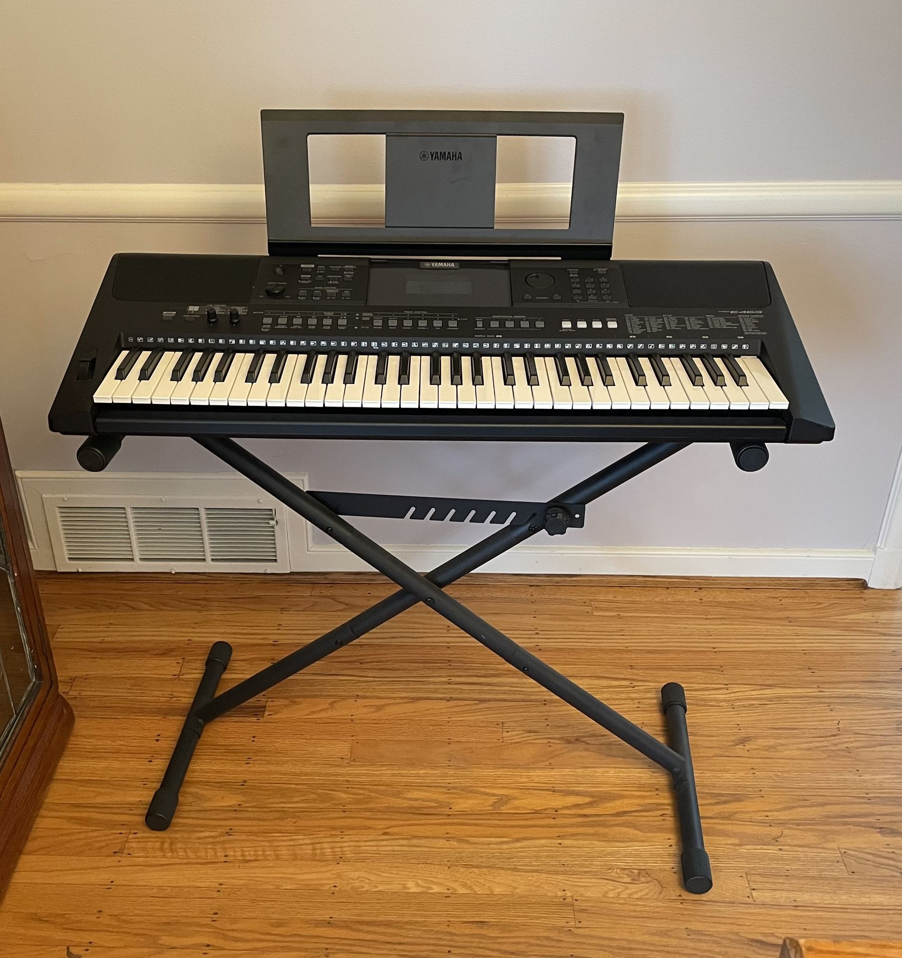 Yamaha PSR-E463 Keyboard