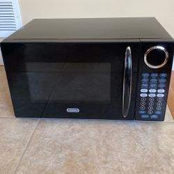 Sunbeam 900 Watt Microwave