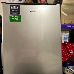 Mini Refrigerator 