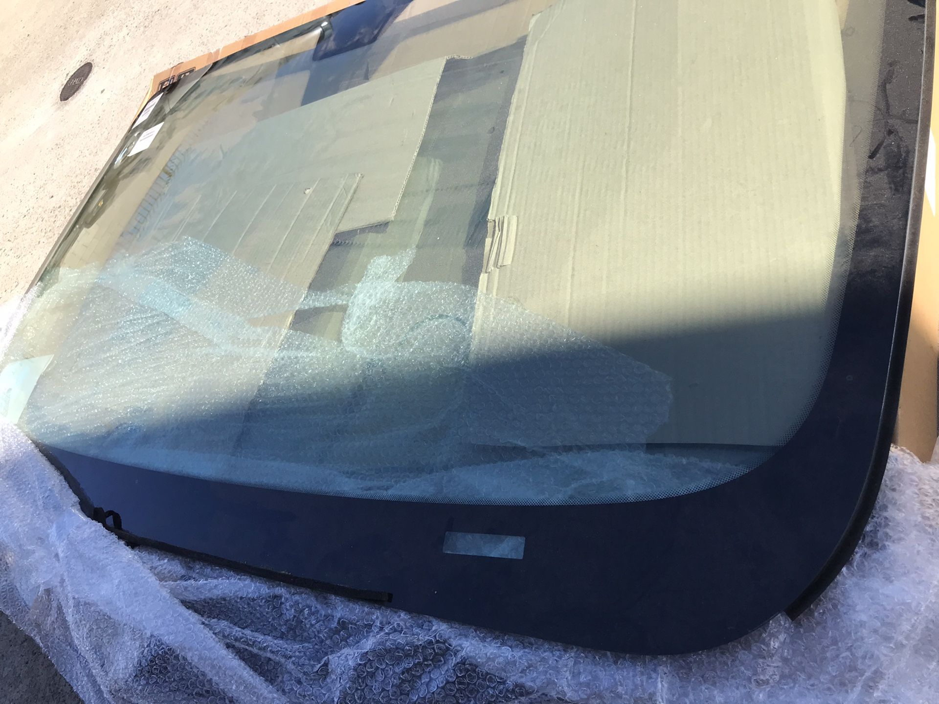 Promaster Dodge windshield front 2014-18