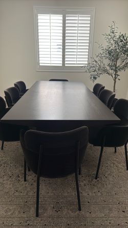 Crate and barrel dining table and chairs