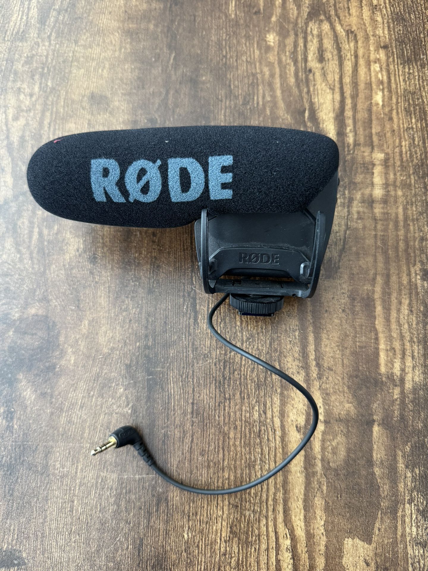 RØDE VideoMic On-Camera Shotgun Microphone – Great Condition