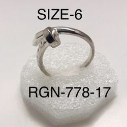 Silver Twisted Bolt Ring For Women: RGN-778-17/Size-6