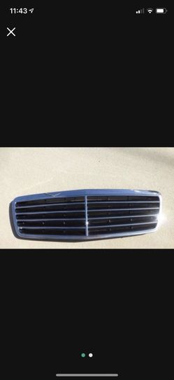 98-2002 Mercedes Benz Clk 320 Grill