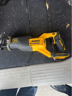 Dewalt 20V MAX Cordless Brushless Reciprocating Saw