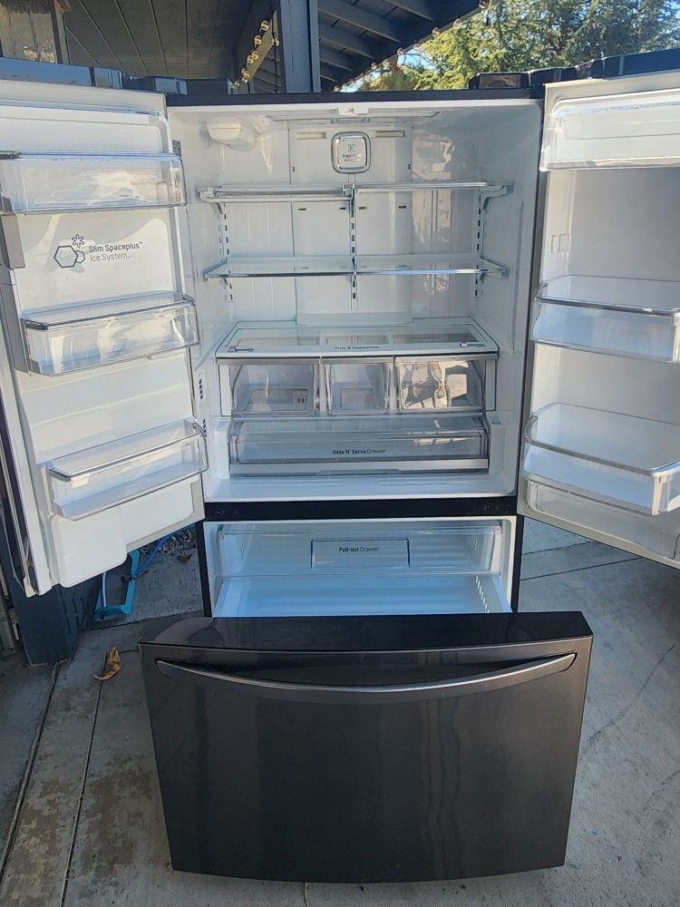 Fridge LG Black Slate Stainless Steel Refrigerator 