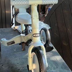 Newyoo Tricycle read description 