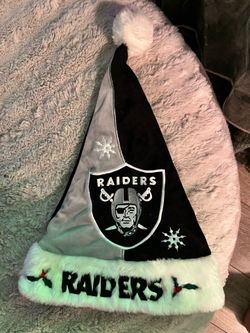 Raiders Santa hat
