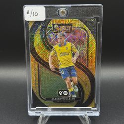 2024-25 Panini Select La Liga Soccer Gold Prizm #161 Alberto Moleiro #/10