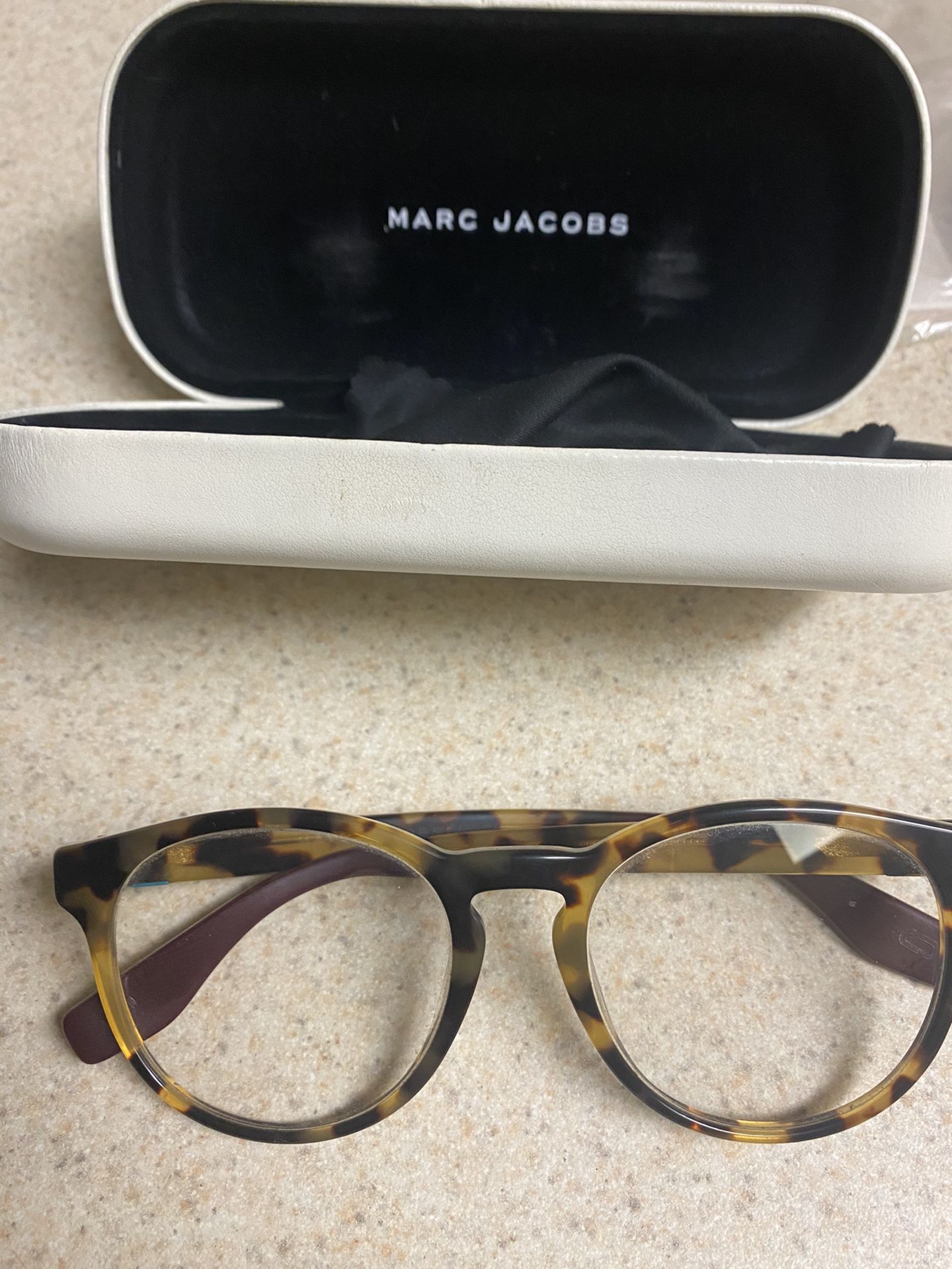Marc Jacobs Men’s Eyeglasses/Sunglasses