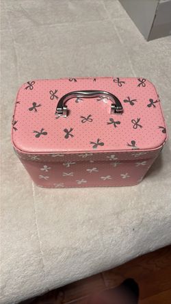 Pink Bow Print Cosmetic Train Case