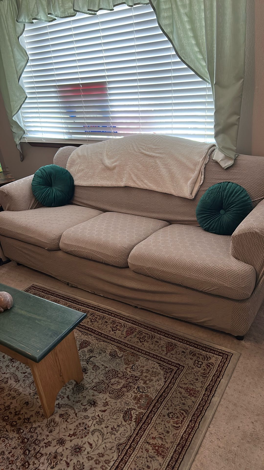 Hide a bed couch