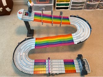 Hot Wheels Rainbow Road Track