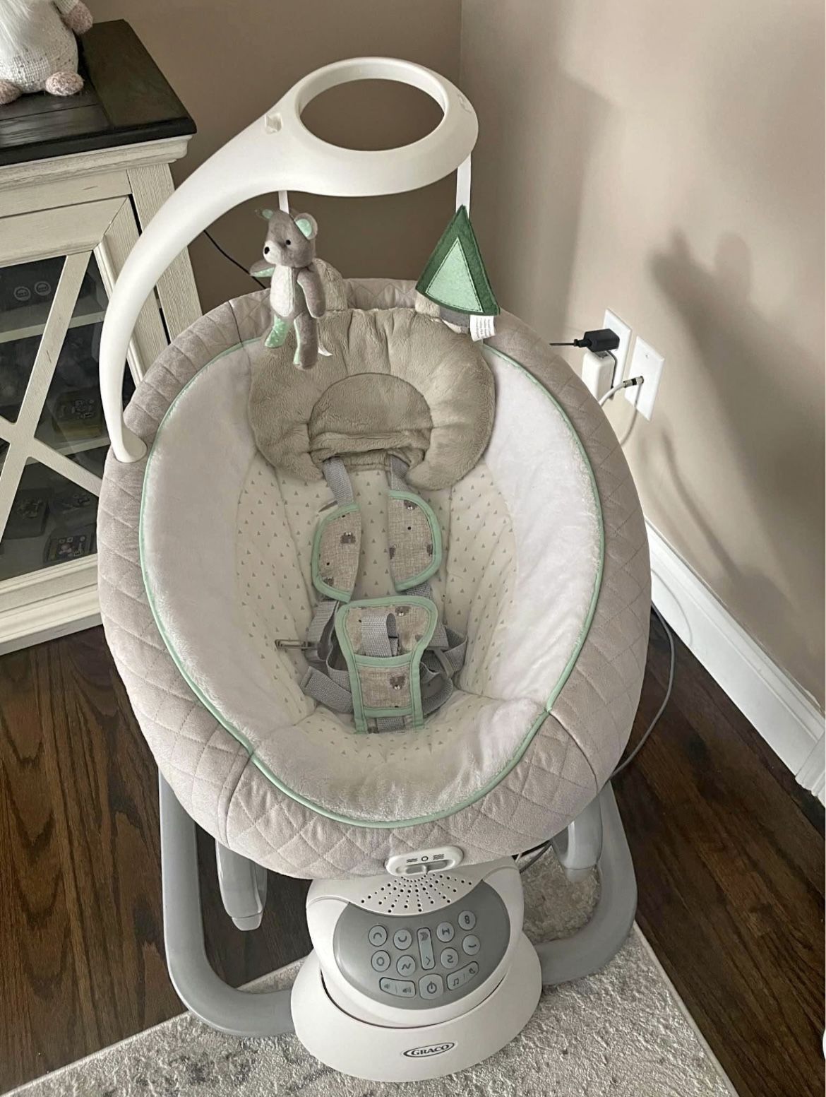 Graco Baby Swing / Chair 