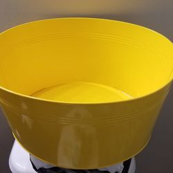 Summer Carnival Oval Sunshine Yellow Galvanized Enameled Party Tub W/Handles 