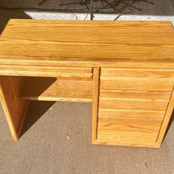 Moving Sale - Various Dressers/Desks/Carpets - Cheap