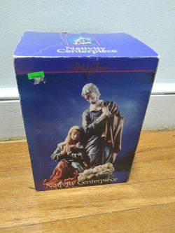 1998 Holiday Time Christmas Nativity Scene Centerpiece Resin VTG Jesus Mary In Box