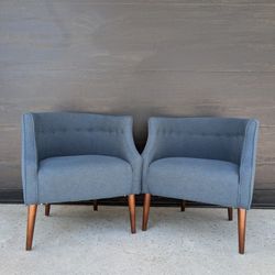 Pair Blue Mid Century MCM Style Tufted Arm Chairs Barrel Back Chairs