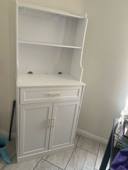 White Cabinet