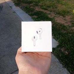 *Sealed* Airpods Gen 4 *ANC*