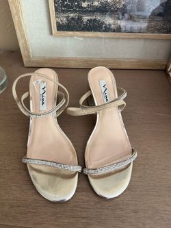 Heels size 8