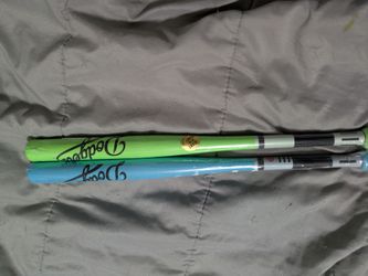 Dodgers glow in the dark bats