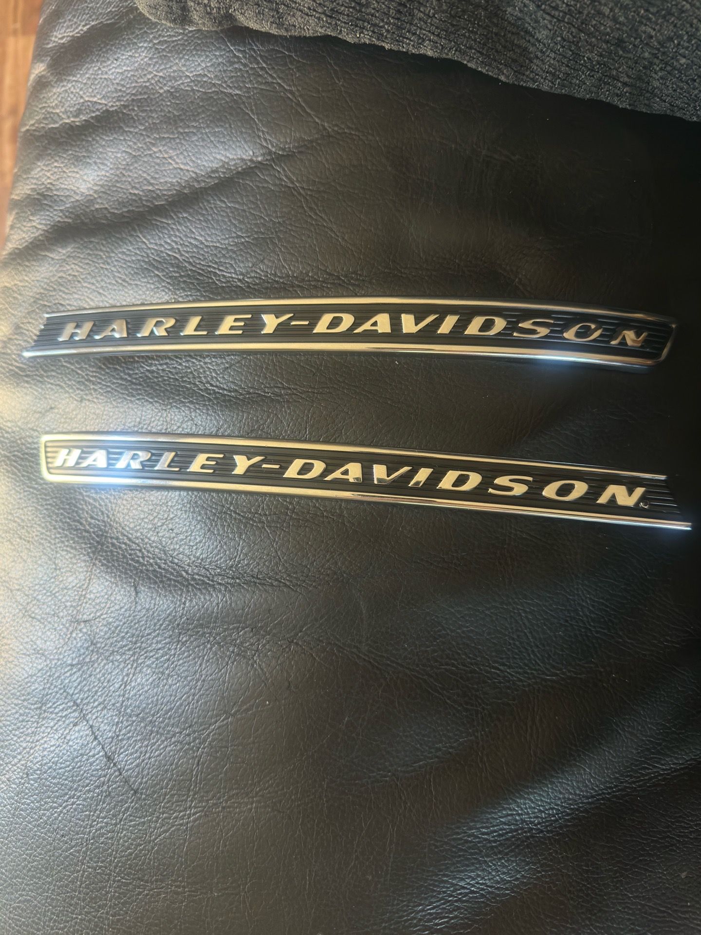 Harley Davidson tank badge