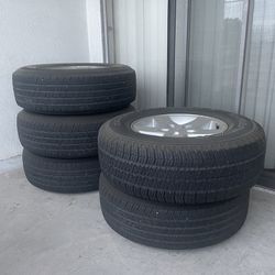 Jeep Wrangler 2018 JK Tires