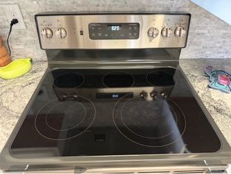 GE Electric Range