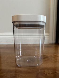 Xoxo storage containers