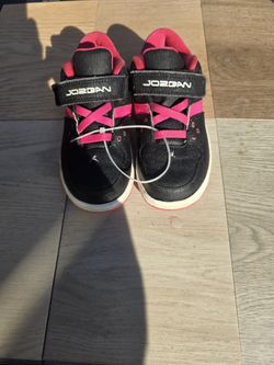9c Child Pink Jordan's 