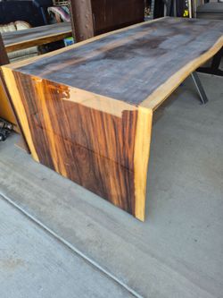 Solid wood, custom  Live Edge Wood Slab Dining Table, please read the info.
