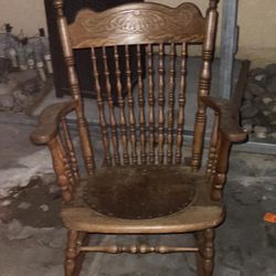 Antique Rocking Chair 