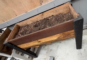 Wood planter