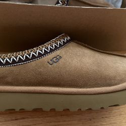 Brand New Tazman Platform UGG’s Youth Size 5
