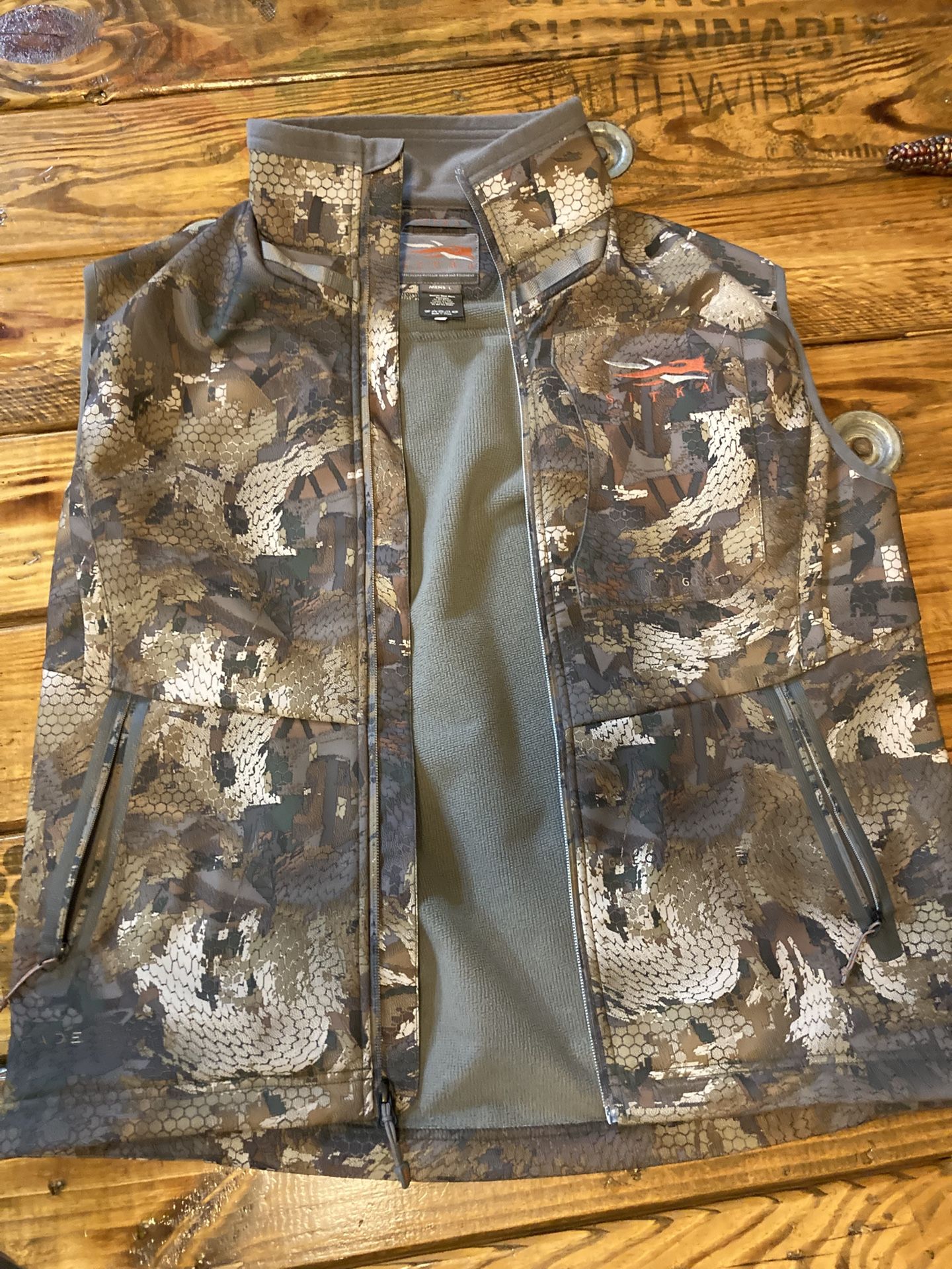 Sitka Dakota Vest Hunting