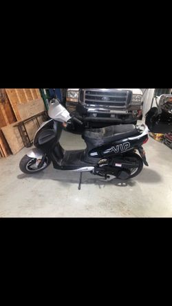 Tao VIP Scooter