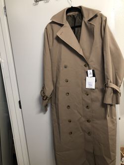 BNWT-Totem Pisa Trench Coat- XS (SOLDOUT EVERYWHERE) for Sale in Temecula,  CA - OfferUp