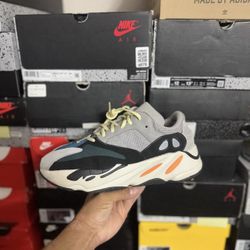 Adidas Yeezy 700 Waverunner size 10 VNDS