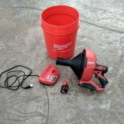 Milwaukee M12 12v Lithium -ion Cordless Drain Snake Battery Y Charger Como Nueva 