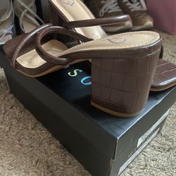 Windsor Brown Heels New sz 6 1/2