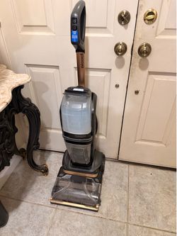 Bissell Revolution Hydrosteam carpet cleaner
