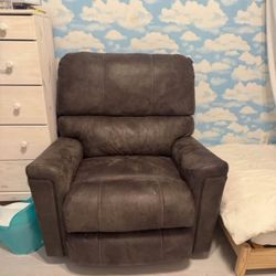 Recliner Chair 