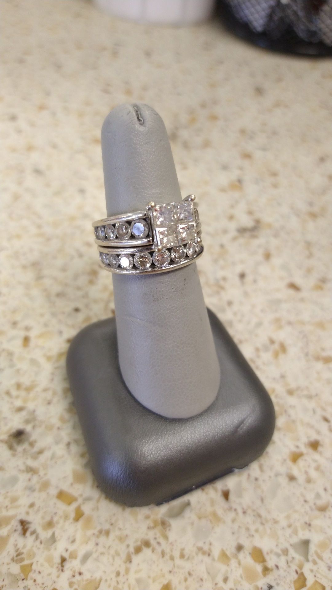 Lady's 14k White Gold Wedding Set