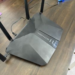 Nighthawk AX6 Modem/Router