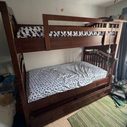 Wood Twin Over Twin Bunk Bed Frame W/ Trundle Bed Underneath 