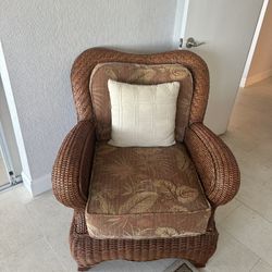 Tropical-themed Rattan & Wicker Lounge Chair
