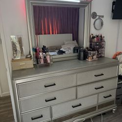 Bedroom Set
